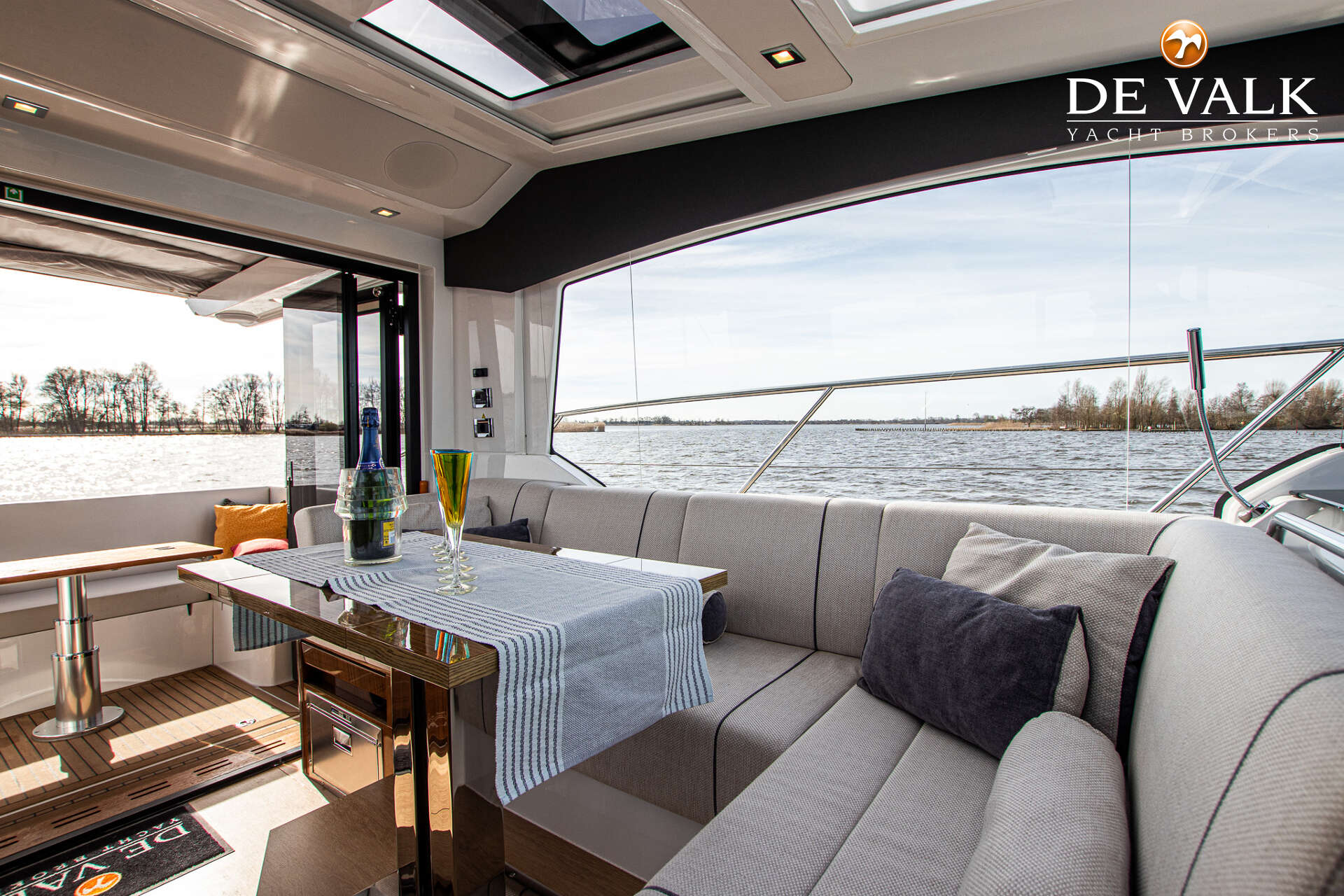 Sealine C390 — foto 23 van 44
