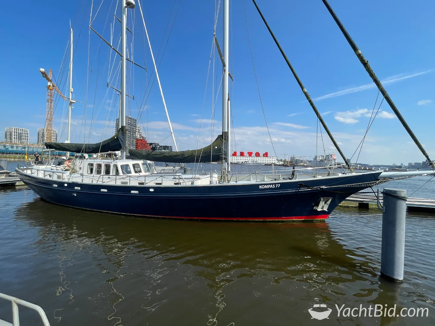 Dykstra Schooner 77