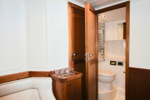 LongIsland 40 Runabout — foto 20 van 25