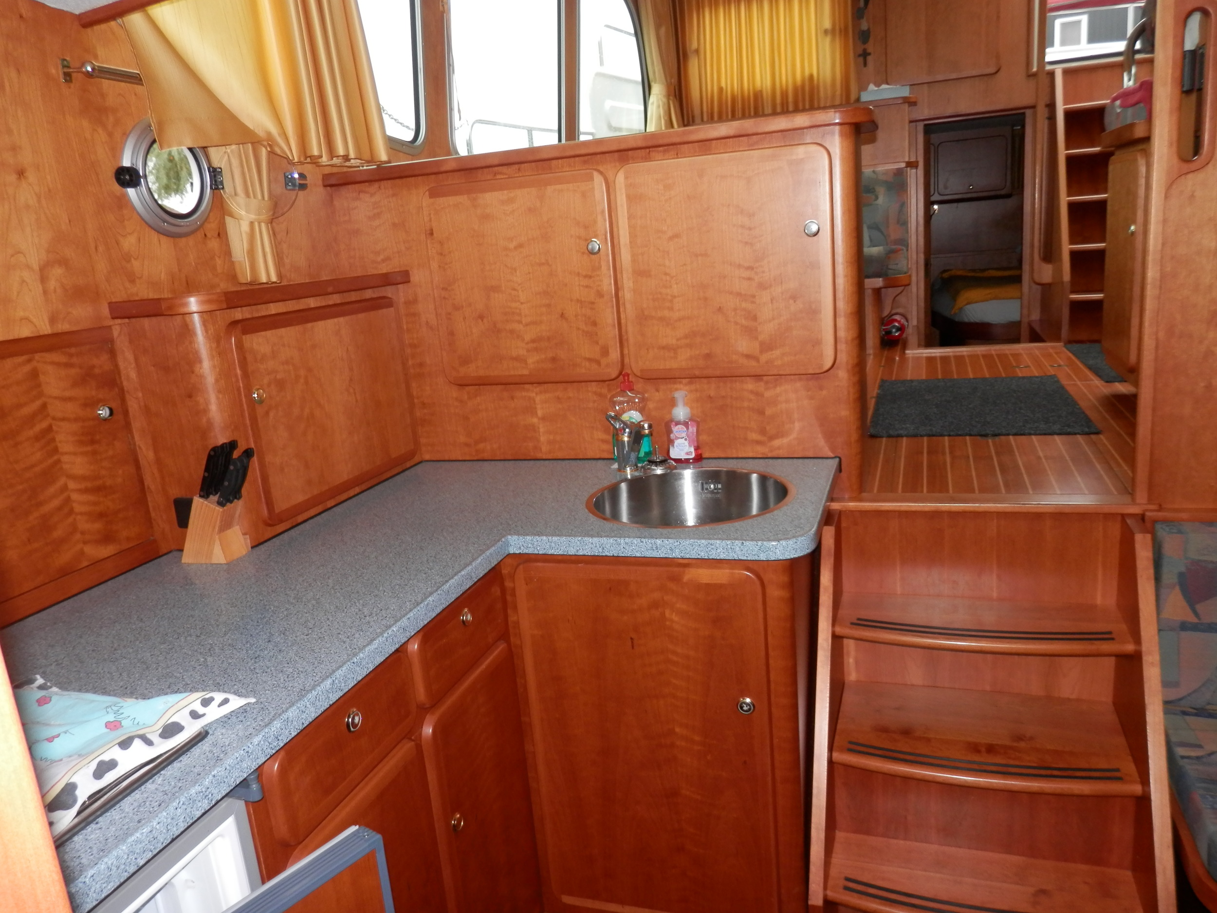 Linssen 380 Dutch Sturdy AC Twin — foto 30 van 37