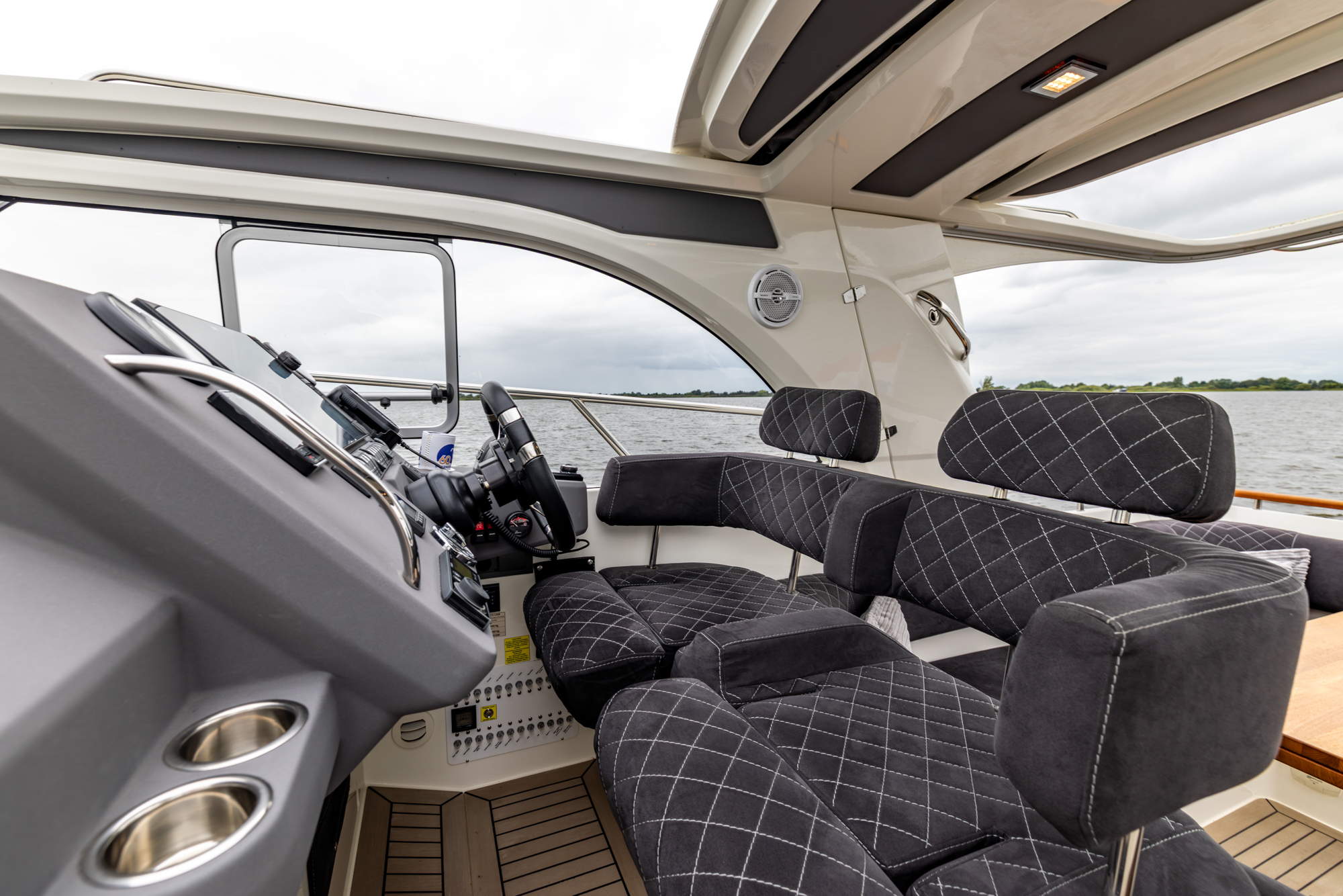 Marex 310 Sun Cruiser — foto 54 van 102