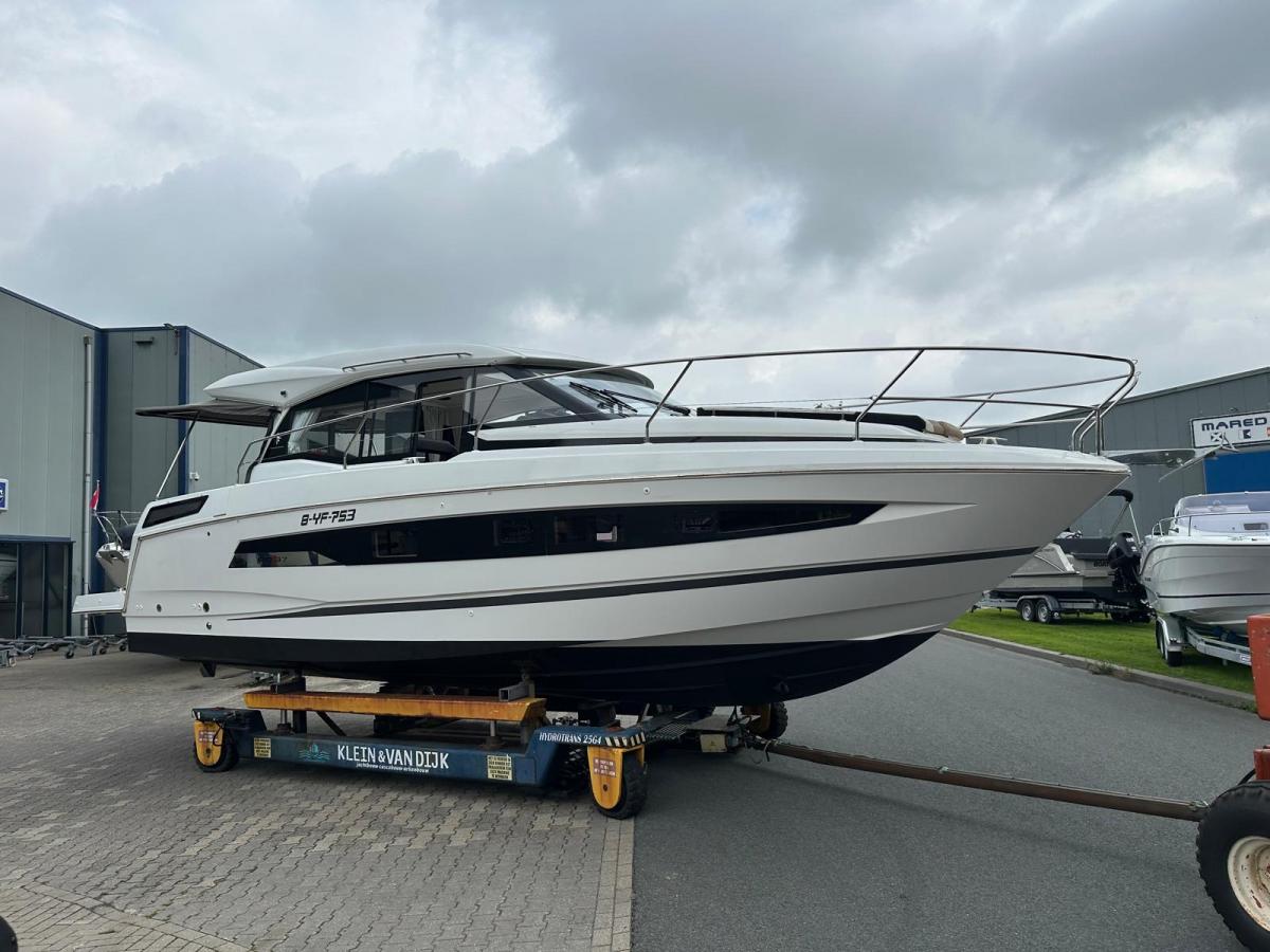 JEANNEAU NC37 met slechts 87 uur! — foto 21 van 47