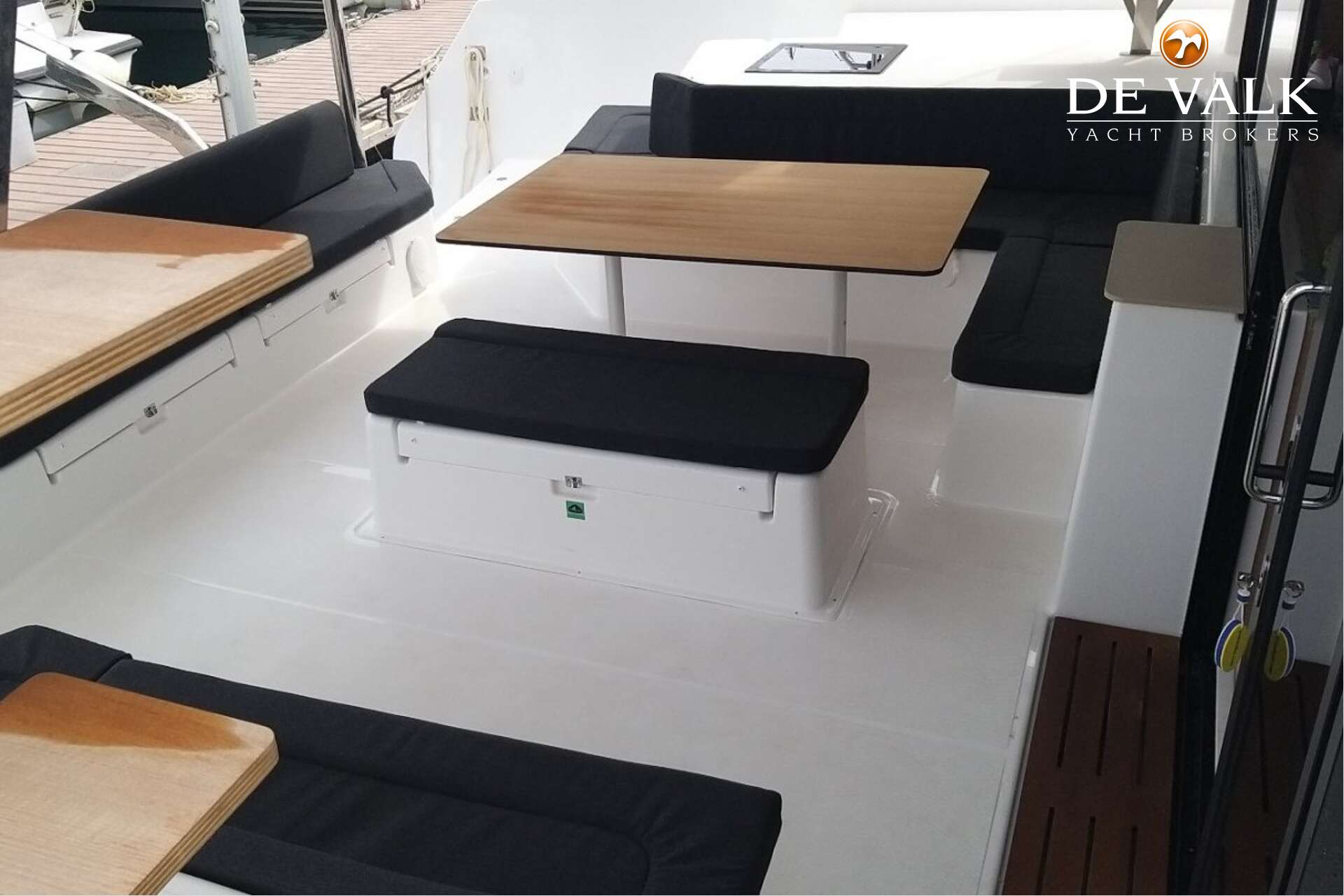 Dufour Catamaran 48 — foto 40 van 44