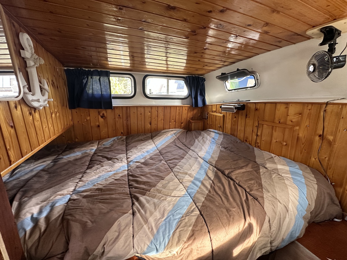 Van heckkruiser 995 — foto 18 van 27