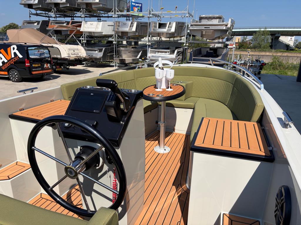 Clever 65s Tender Voorraad boot — foto 6 van 13