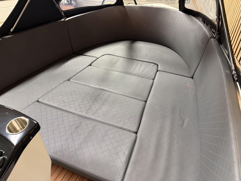 Lago Amore 600 Deluxe 20pk Suzuki — foto 10 van 12