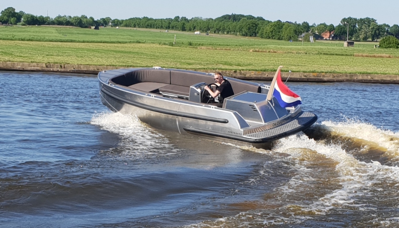 Van Vossen VanVossen Tender 700 (sport) — foto 14 van 16