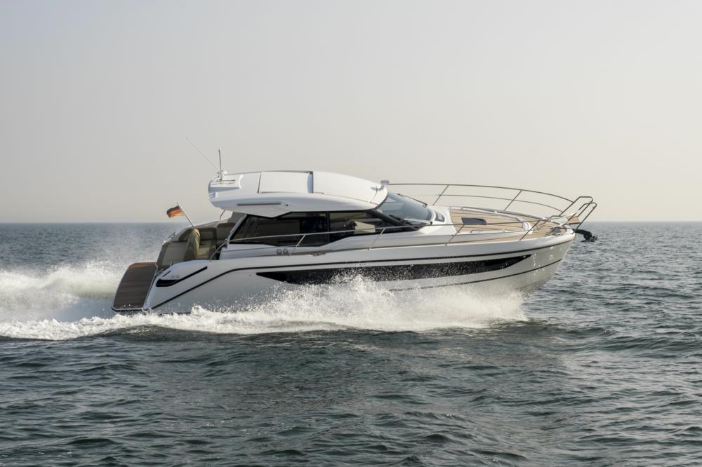 Bavaria SR38HT — foto 2 van 15