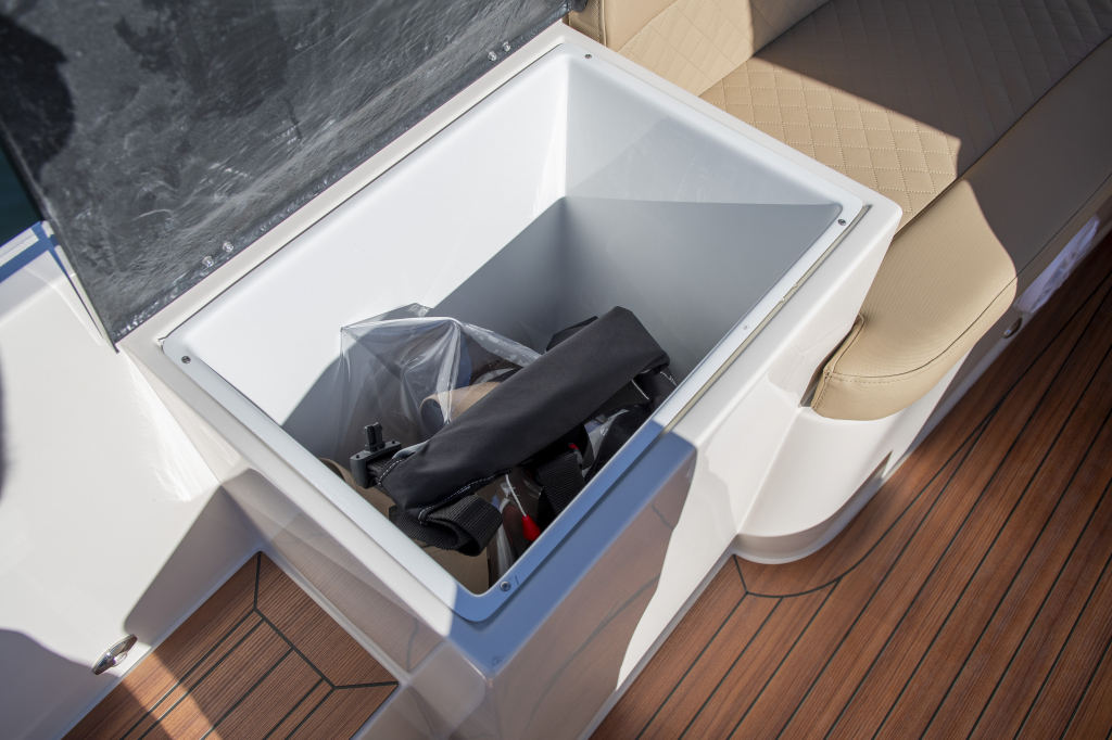 Lago Amore 606 Tender — foto 13 van 15