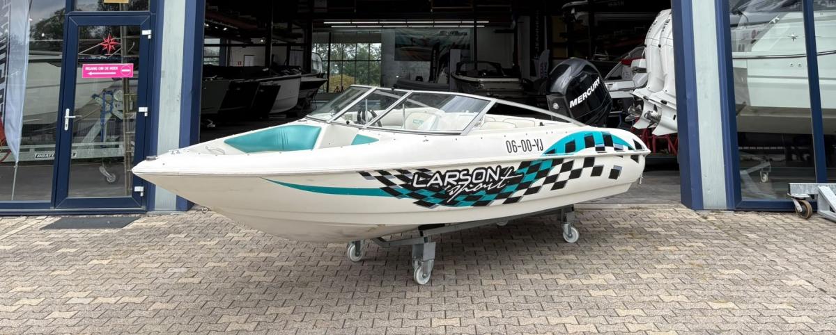 Larson Boats Flyer 166 BR