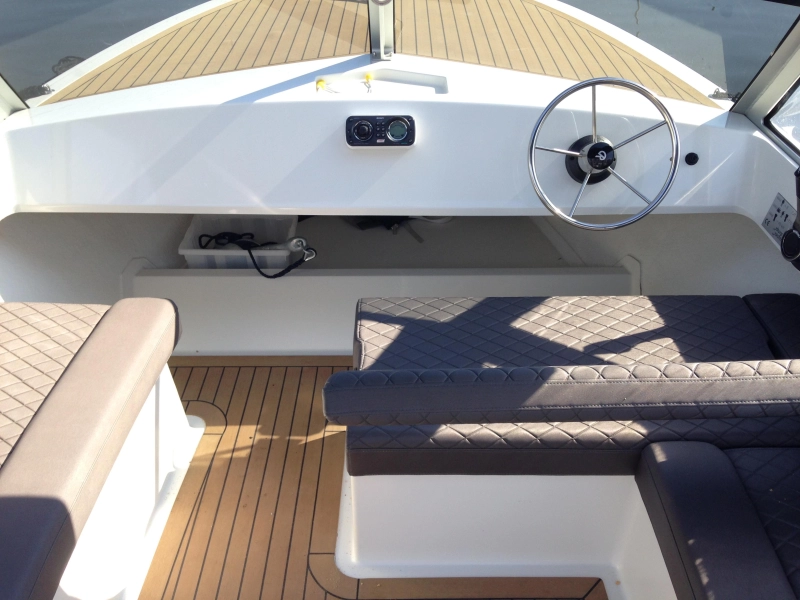 Dutch Runabout 650 — foto 4 van 5
