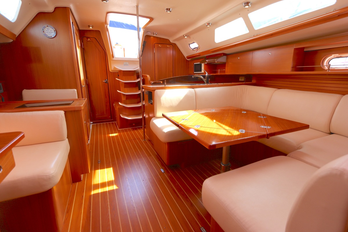 Catalina 445 — foto 6 van 81