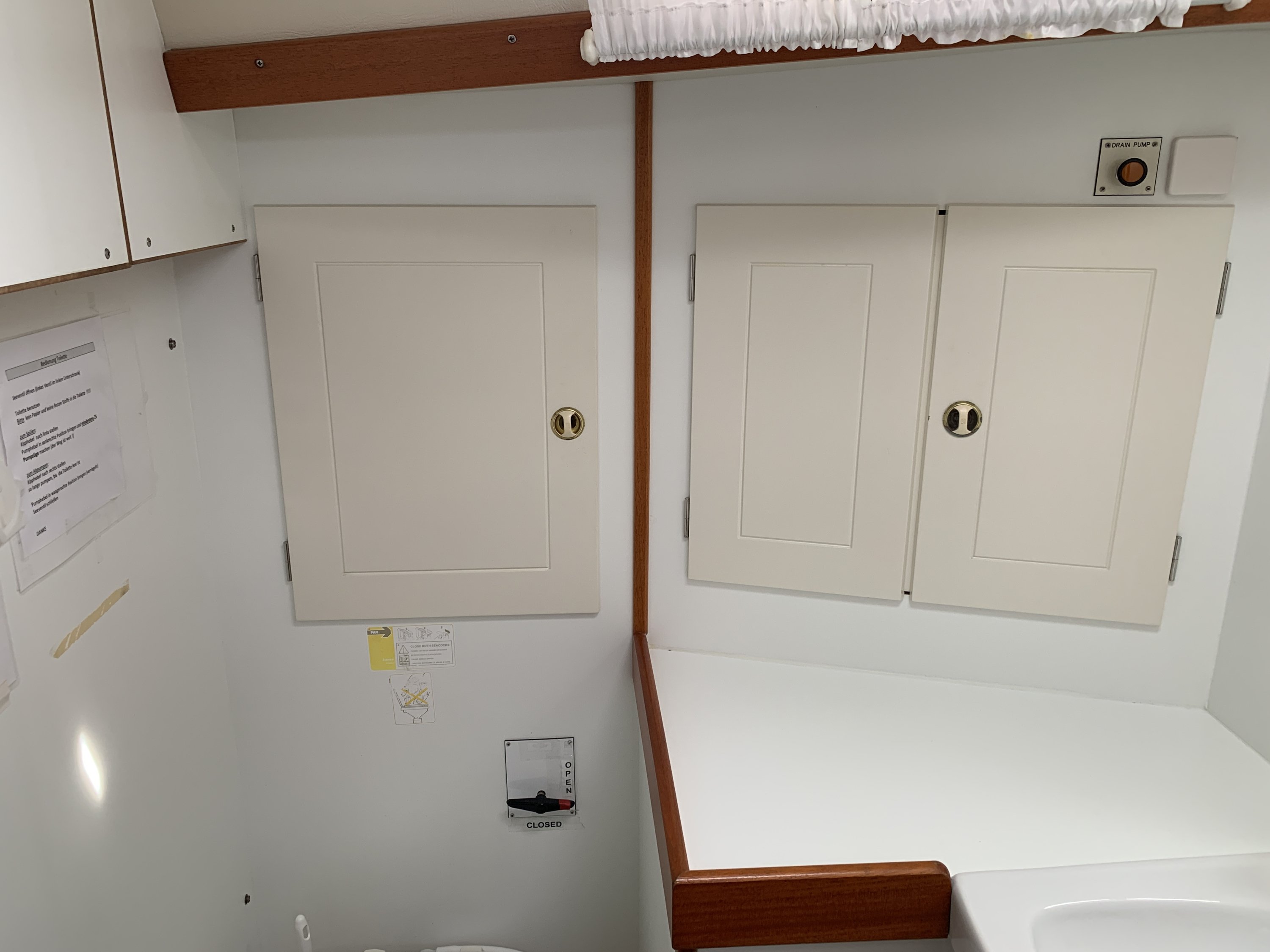 Hallberg-Rassy 42 — foto 50 van 77