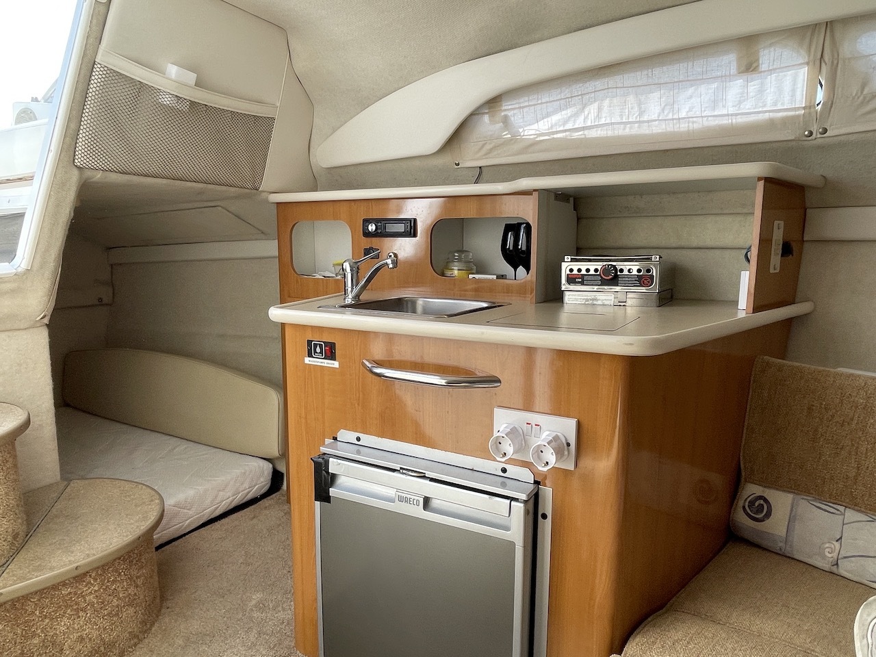 Bayliner 2455 Ciera — foto 12 van 19