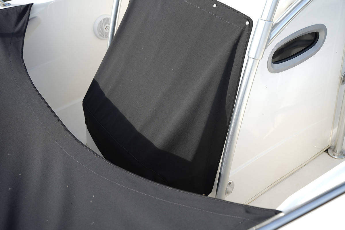 Boston Whaler 270 Outrage — foto 21 van 44