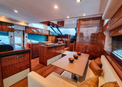 Fairline Squadron 70 — foto 9 van 11