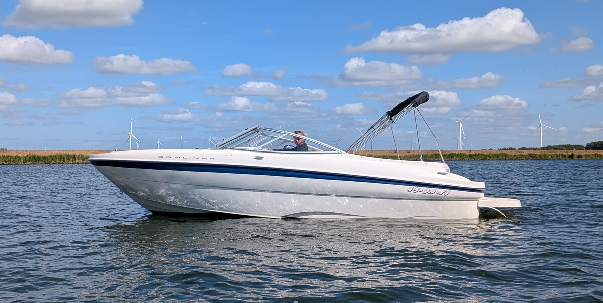 Bayliner 219 SD