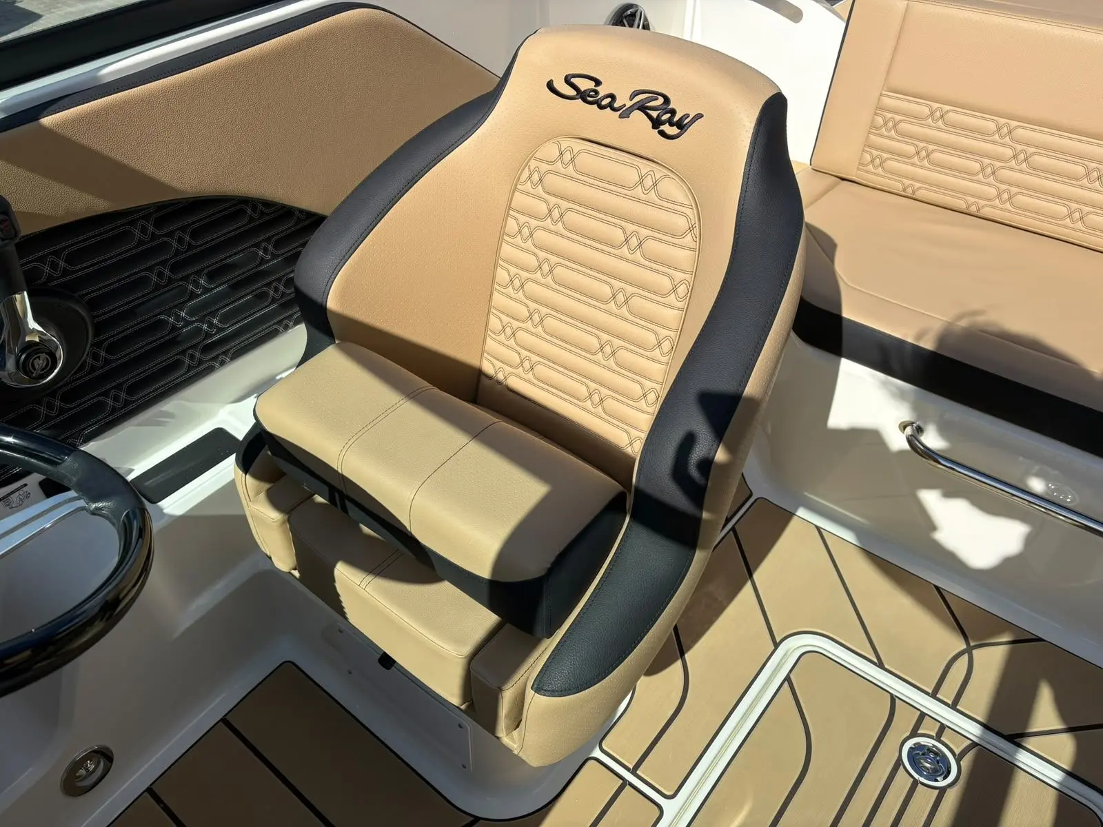 Sea Ray SPX 190 (2027) — foto 25 van 39