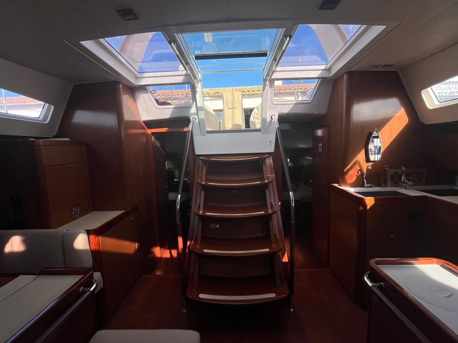 Beneteau Oceanis 58 — foto 8 van 30