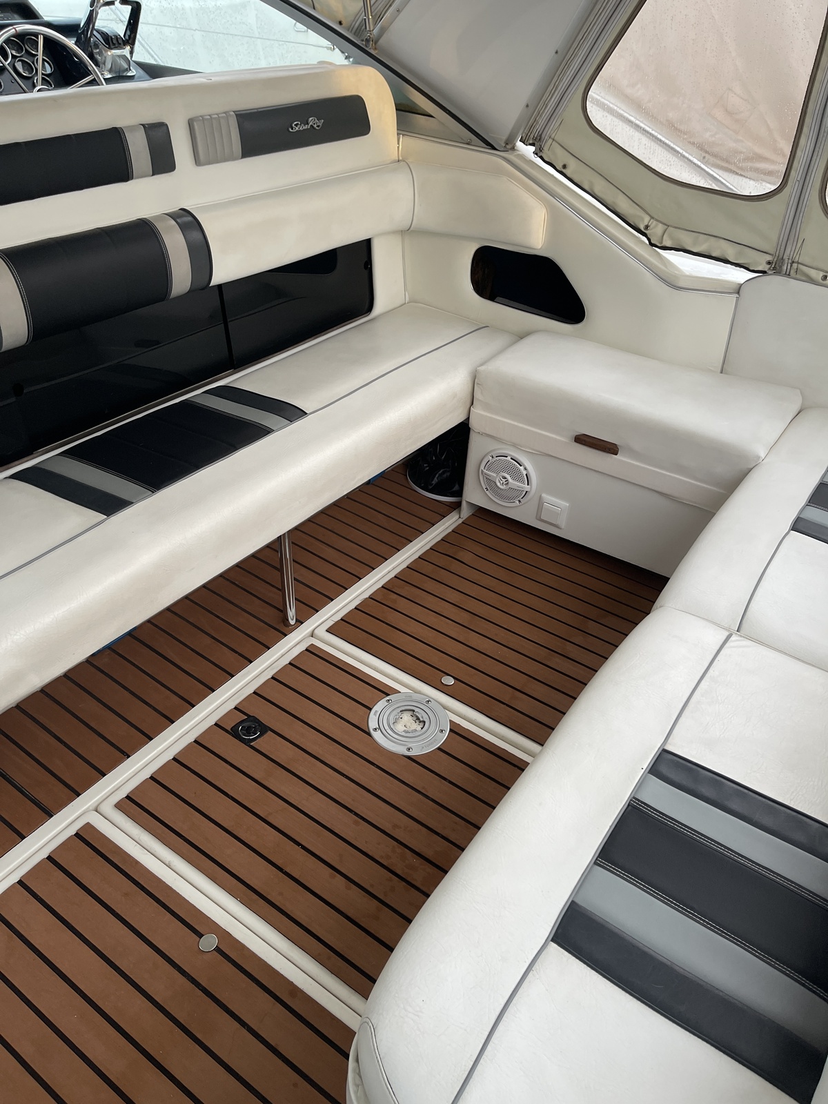 Sea Ray 310 Sundancer — foto 7 van 49