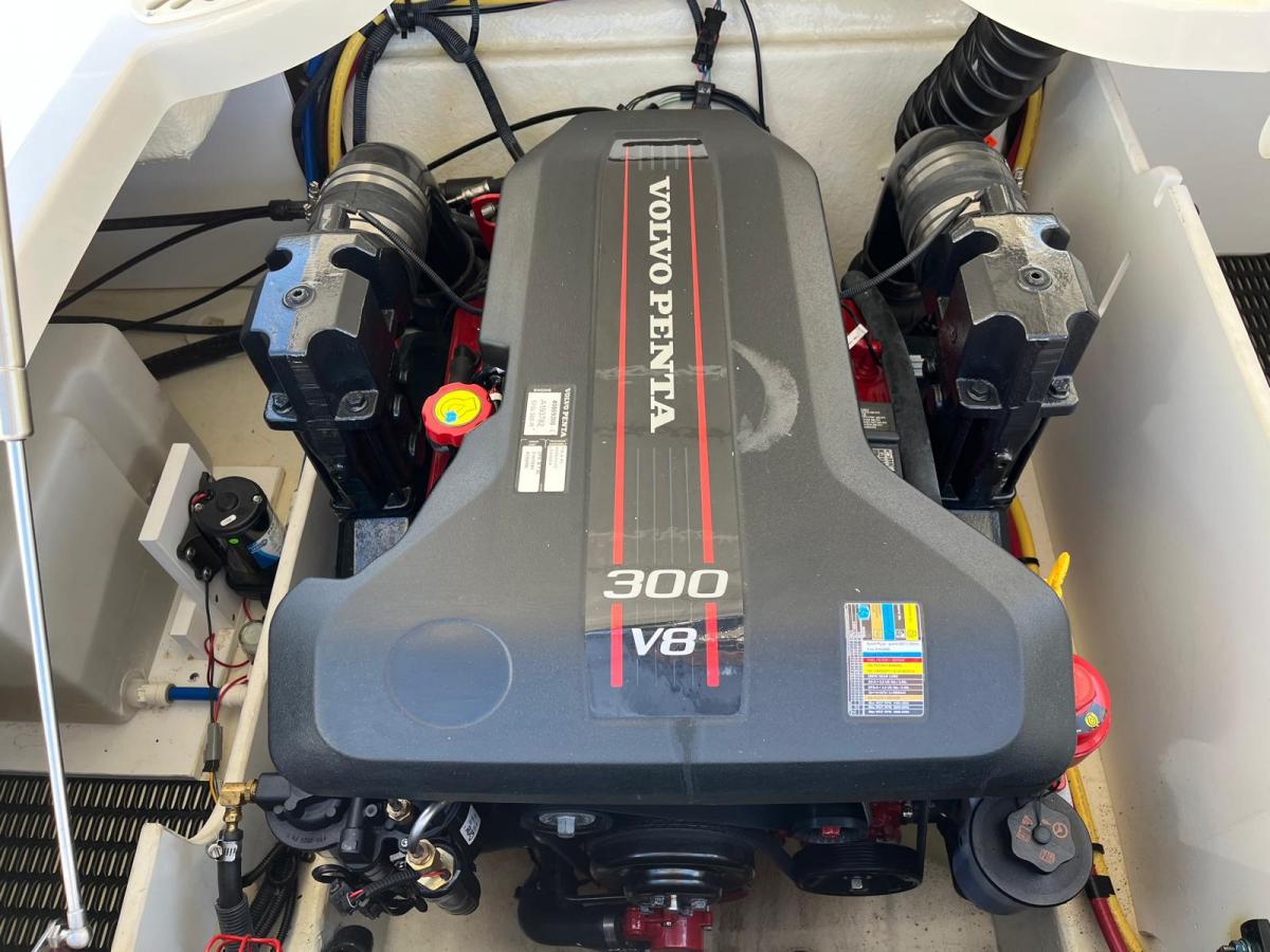 Monterey 244 FSX  Bowrider — foto 14 van 20