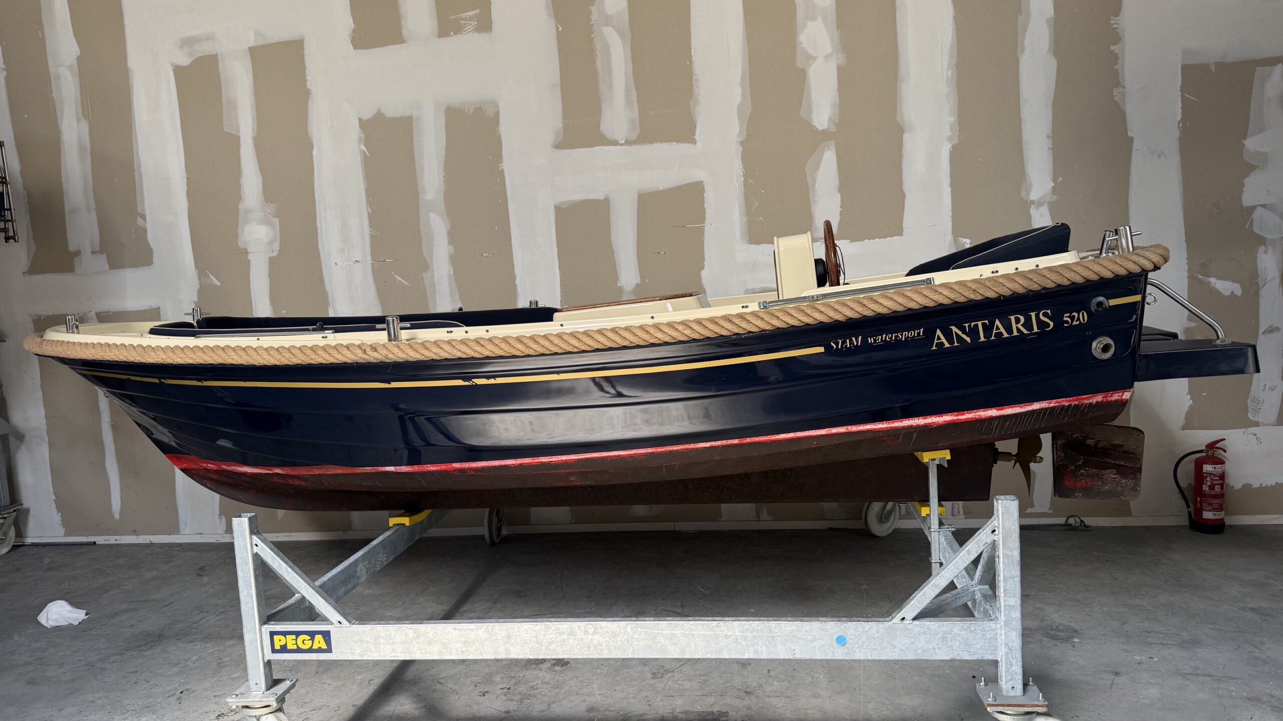 Antaris 520 — foto 3 van 11