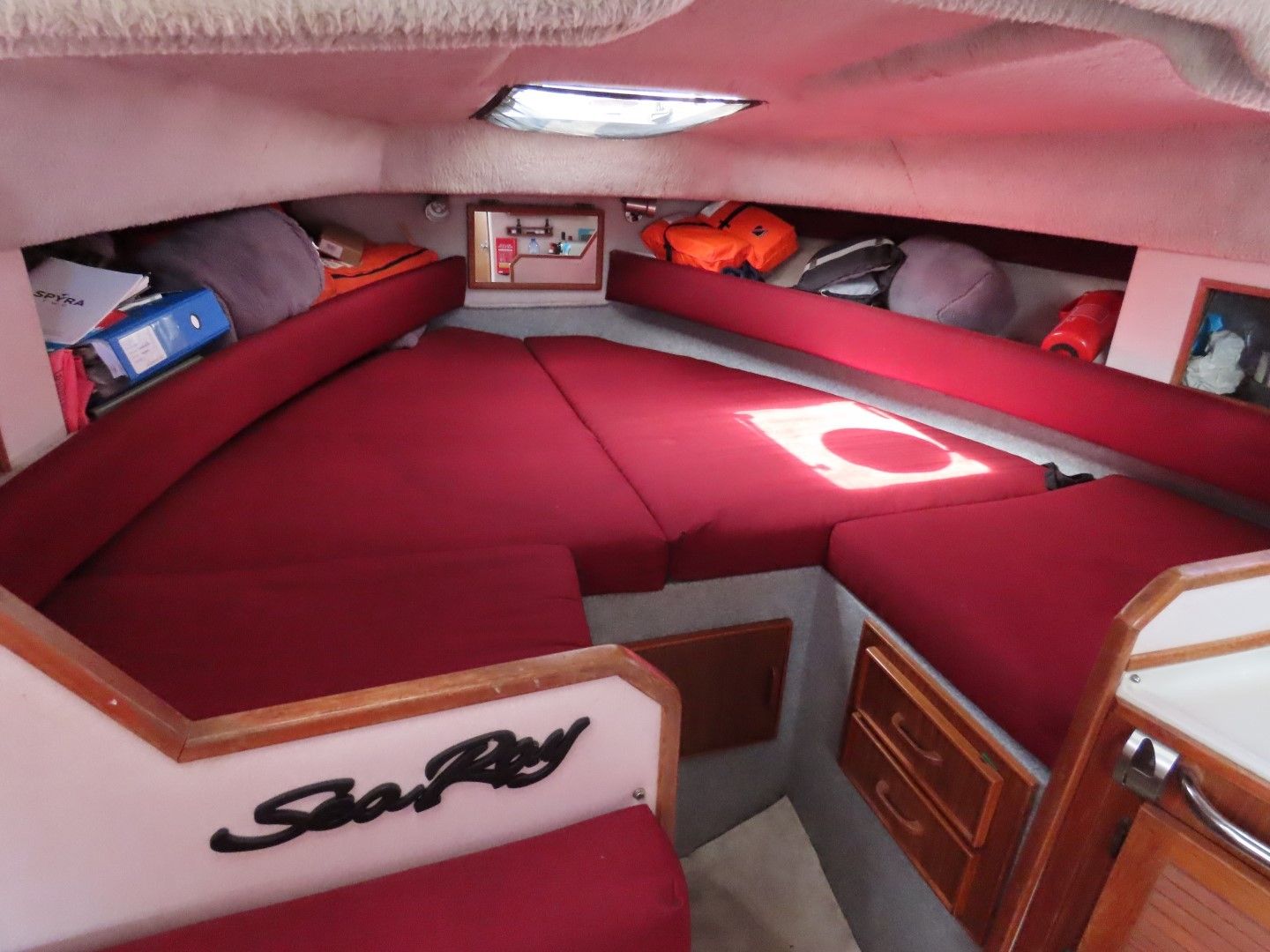 Sea Ray 270 Sundancer — foto 11 van 23