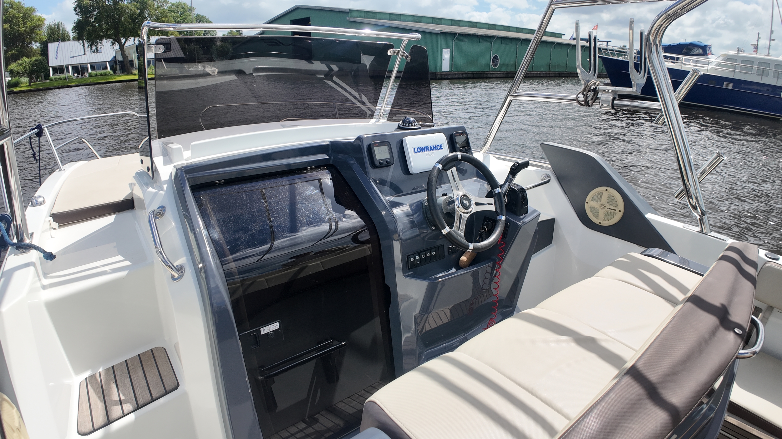 Beneteau Flyer 7.7 SUNdeck — foto 15 van 30