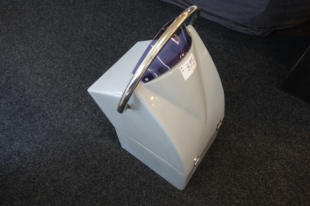 Stuur Console For Rib