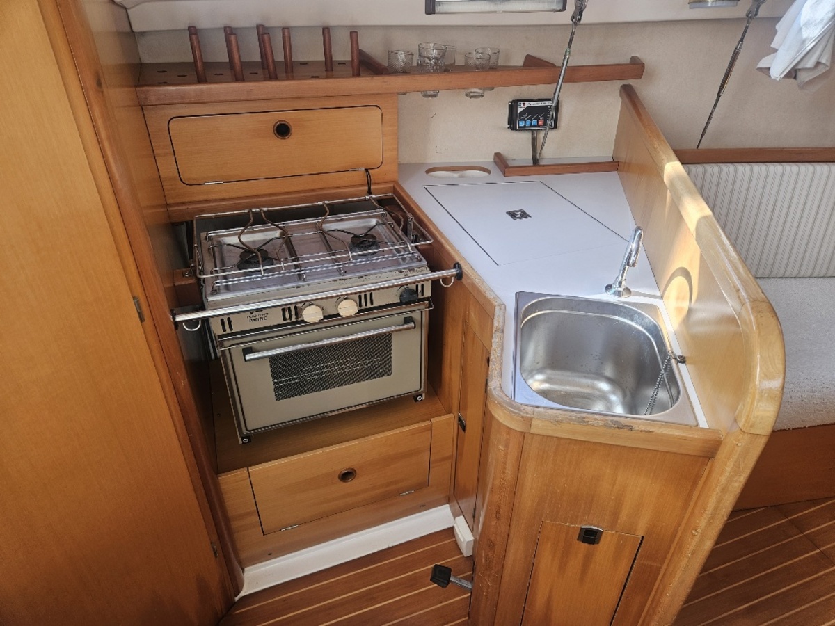 Dufour 28 — foto 6 van 18