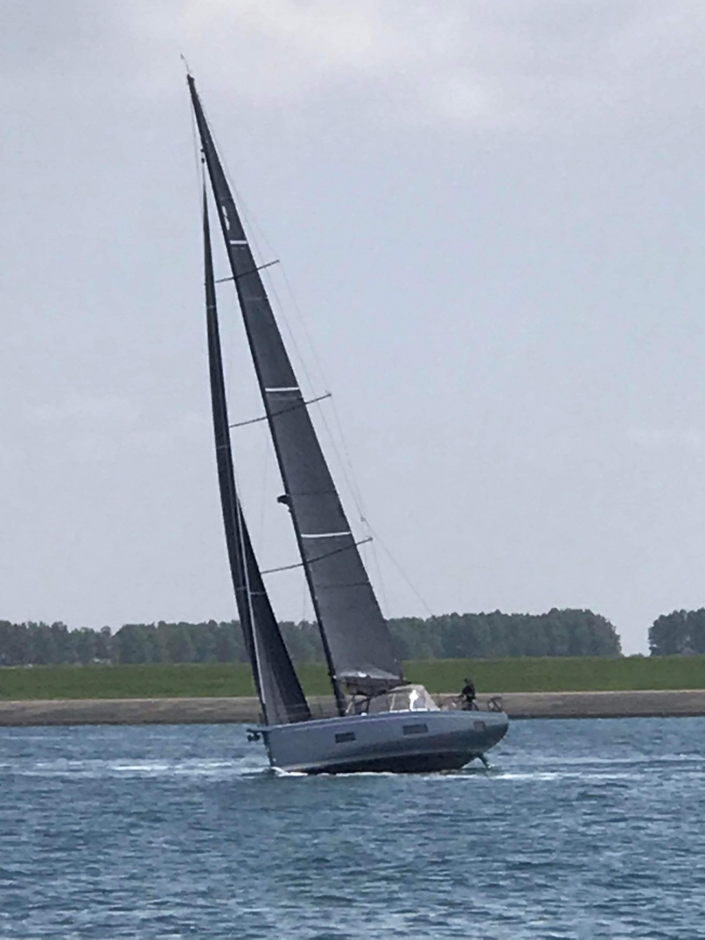 Beneteau First 53 — foto 8 van 89