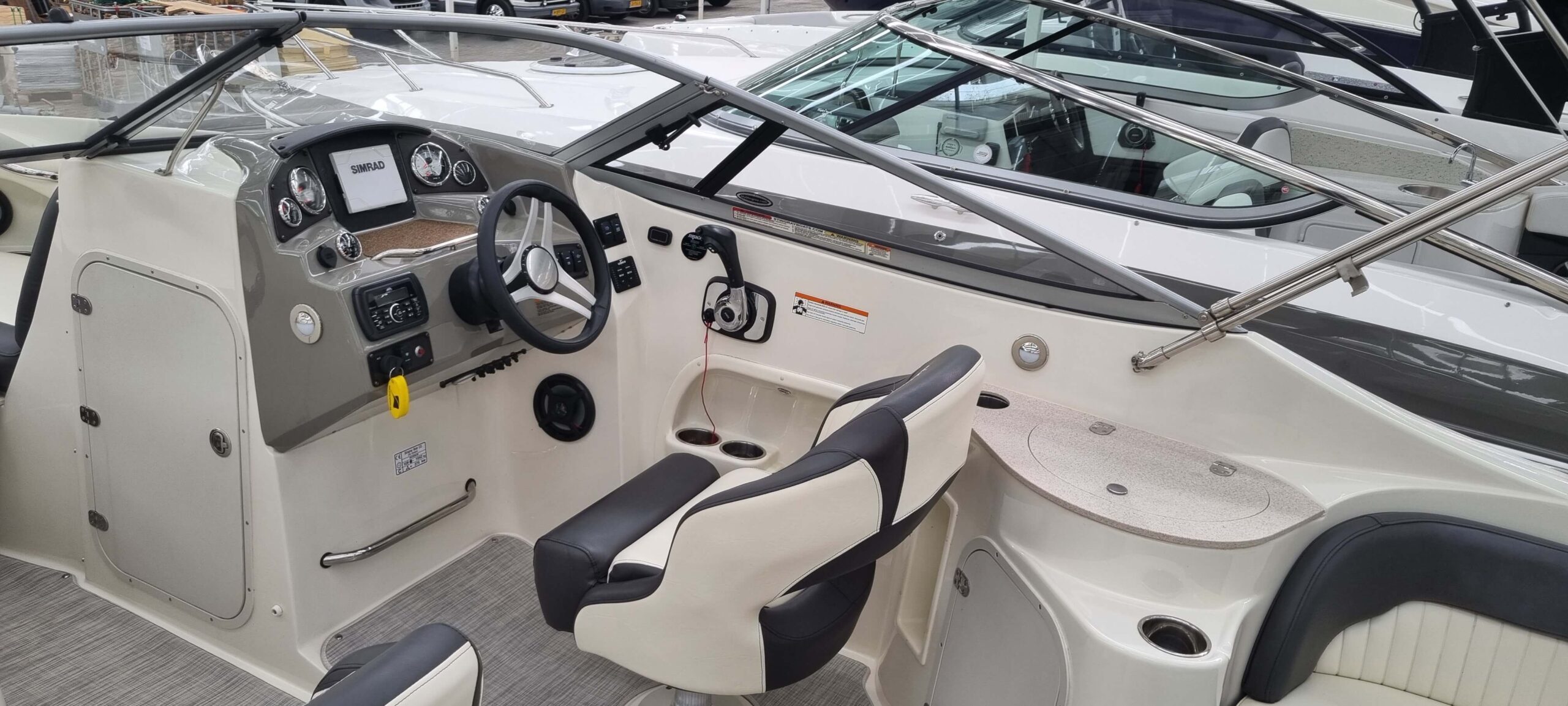 Stingray 250 LR — foto 4 van 11