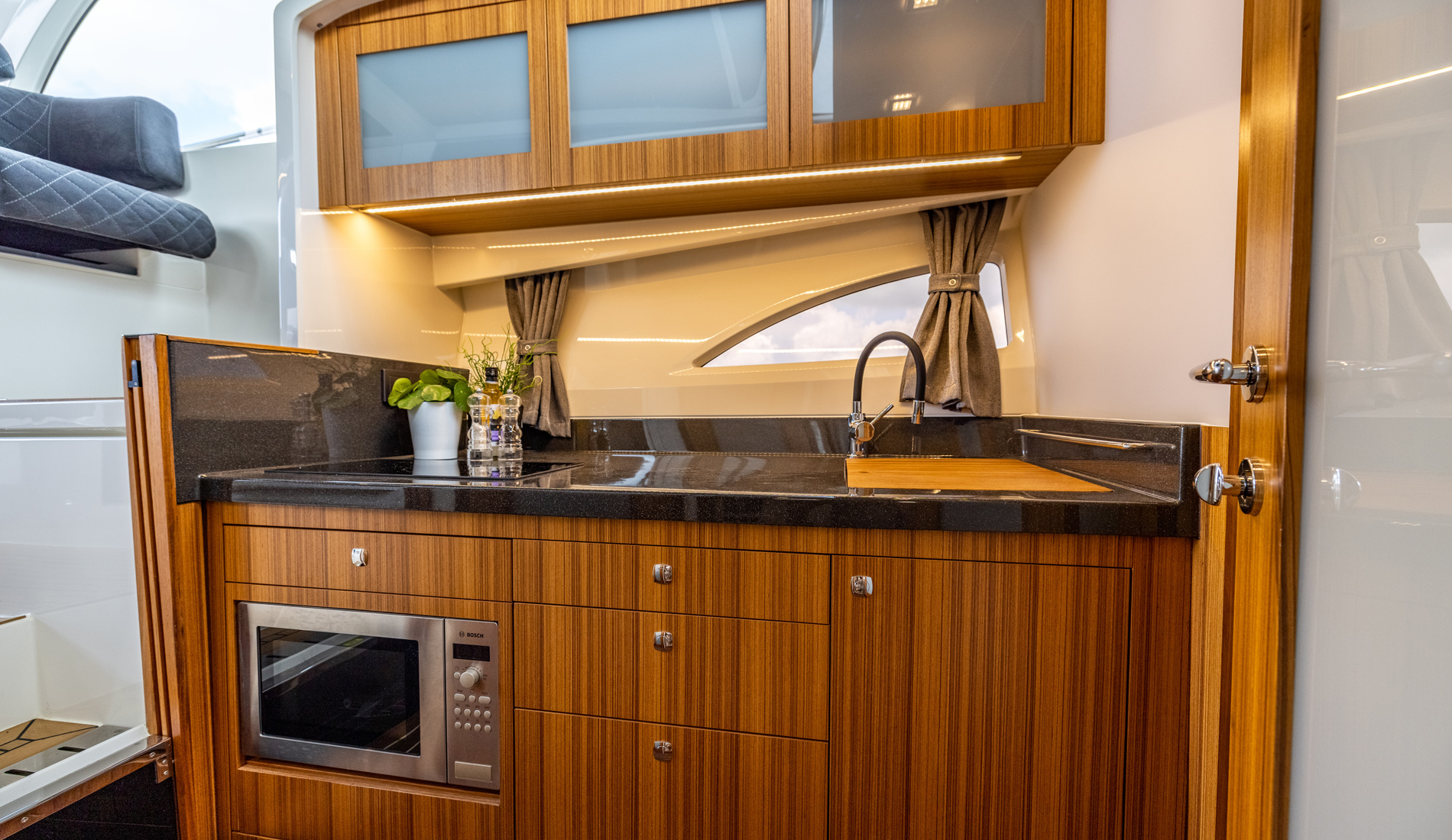 Marex 310 Sun Cruiser — foto 11 van 21