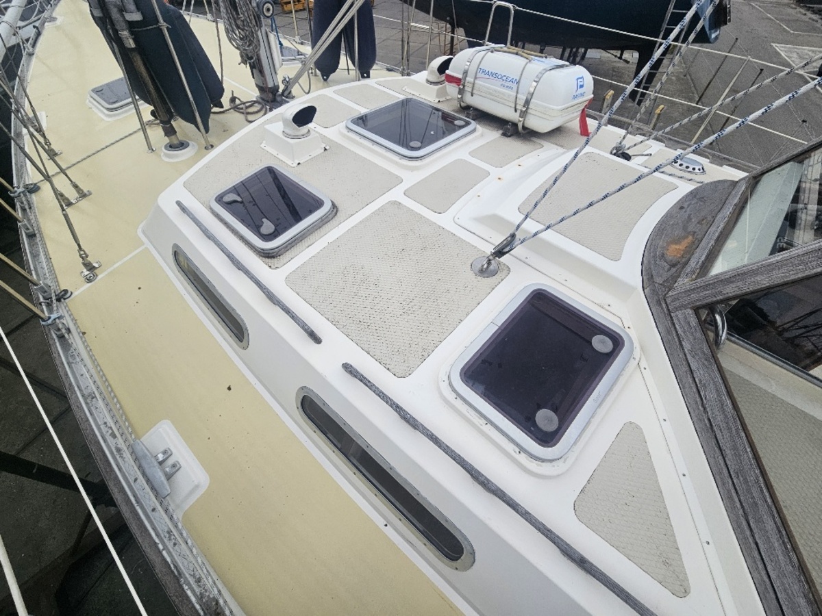 Trident Marine Warrior 38 — foto 27 van 30
