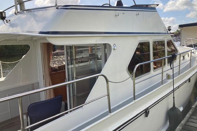 1250 OK flybridge — foto 9 van 12