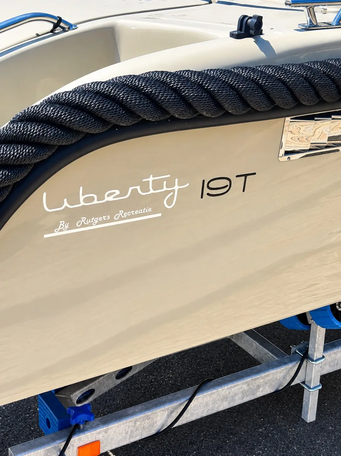 Liberty T 19 tender Suzuki 20pk kampeer Edition Bwj 023 — foto 3 van 15