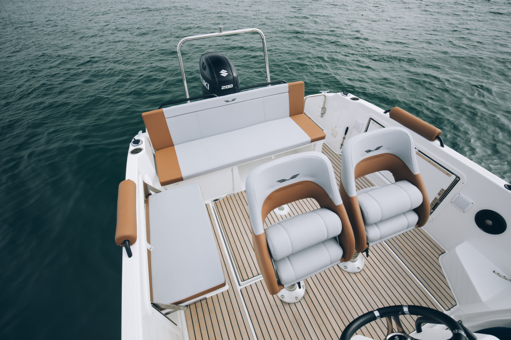 Beneteau Flyer 7 Sundeck | 200PK Honda | Wordt verwacht! — foto 11 van 20