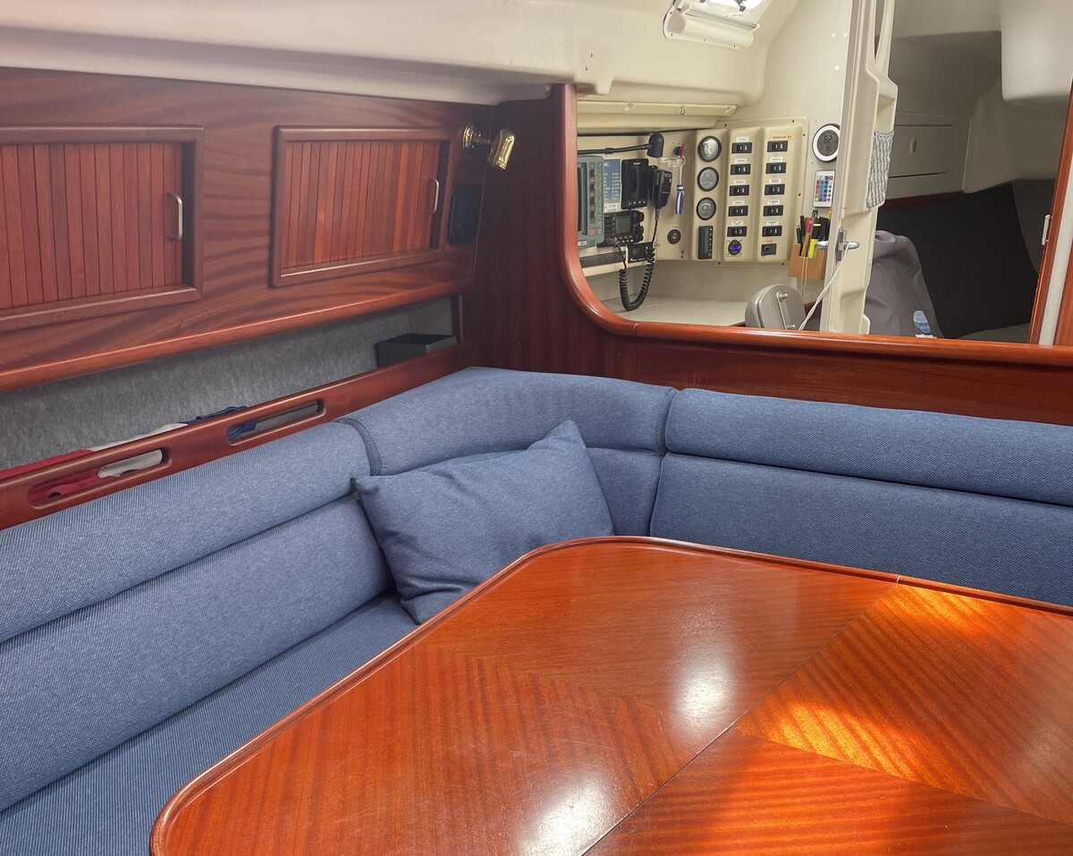 Dehler 36 CWS — foto 2 van 28
