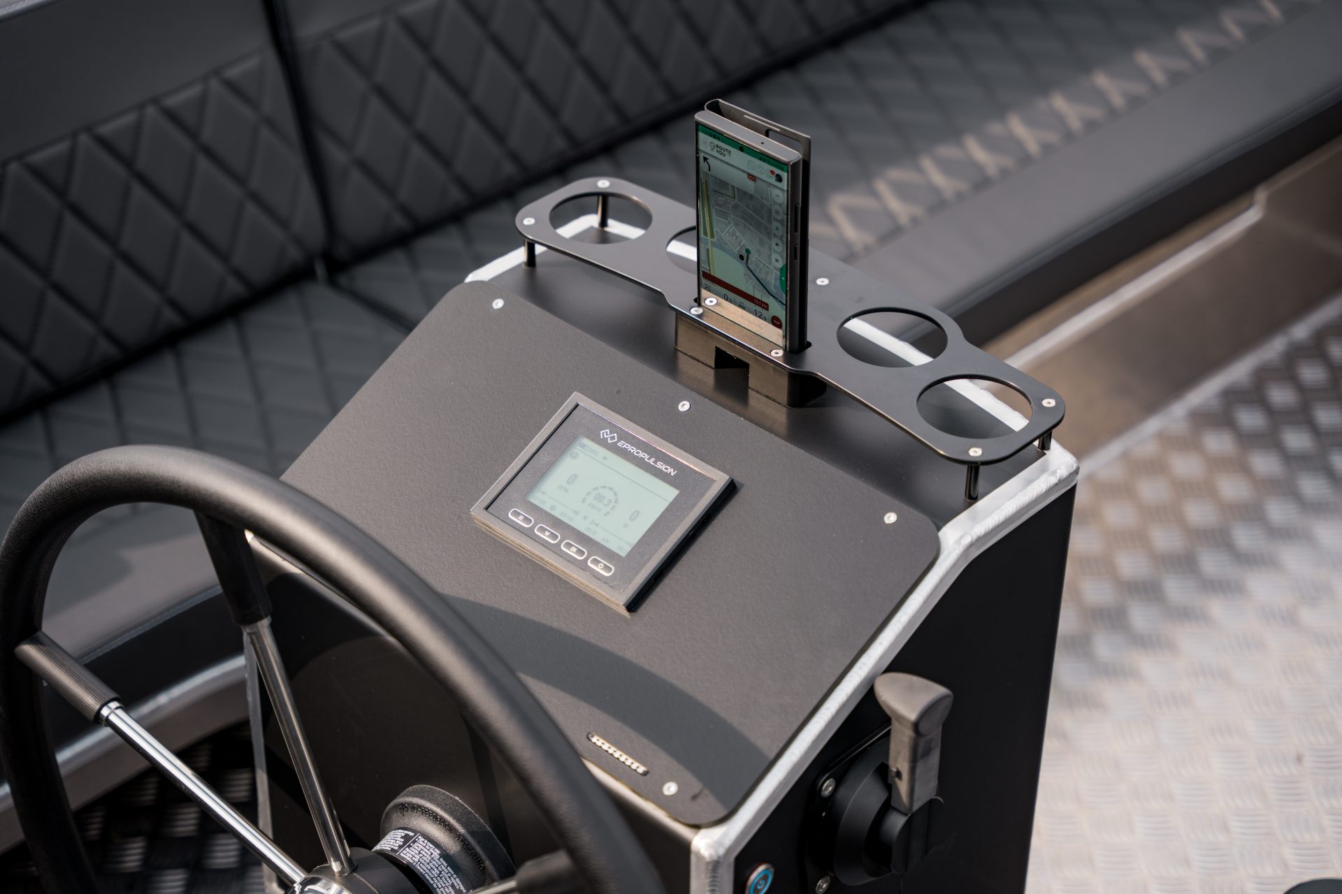Van Vossen VanVossen E-Tender 595 — foto 14 van 16