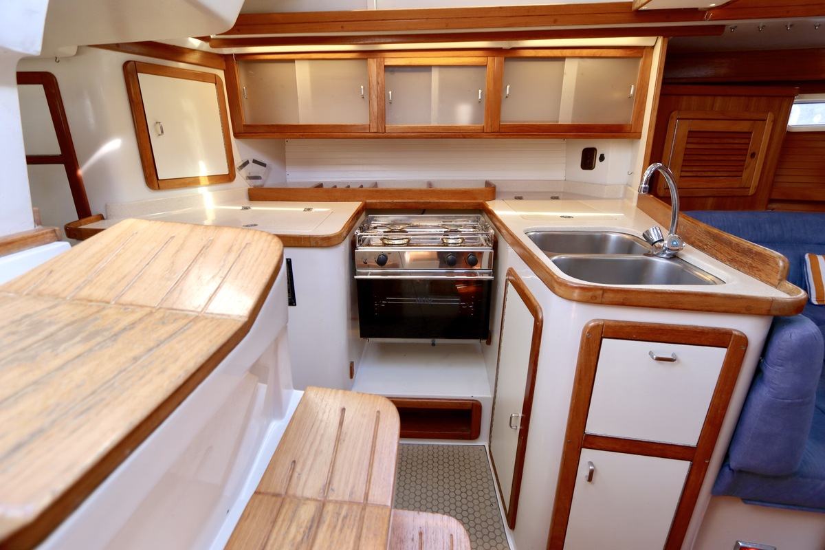 Catalina 42 MK II — foto 46 van 81
