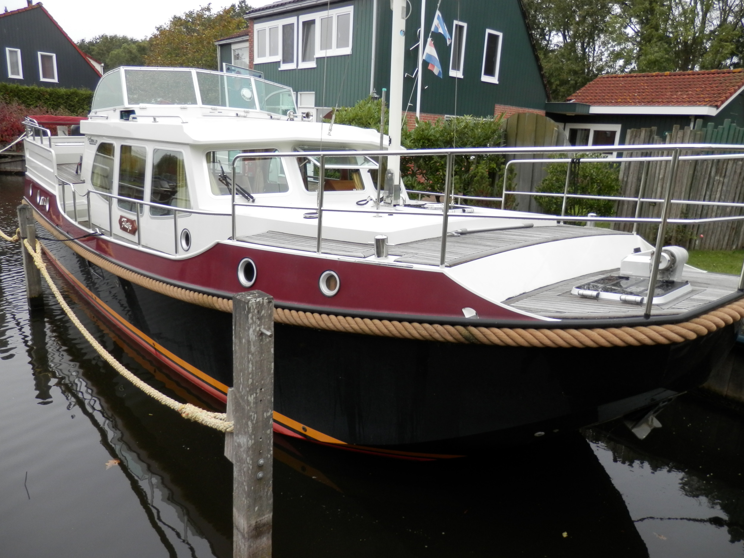 Linssen 380 Dutch Sturdy AC Twin — foto 3 van 37