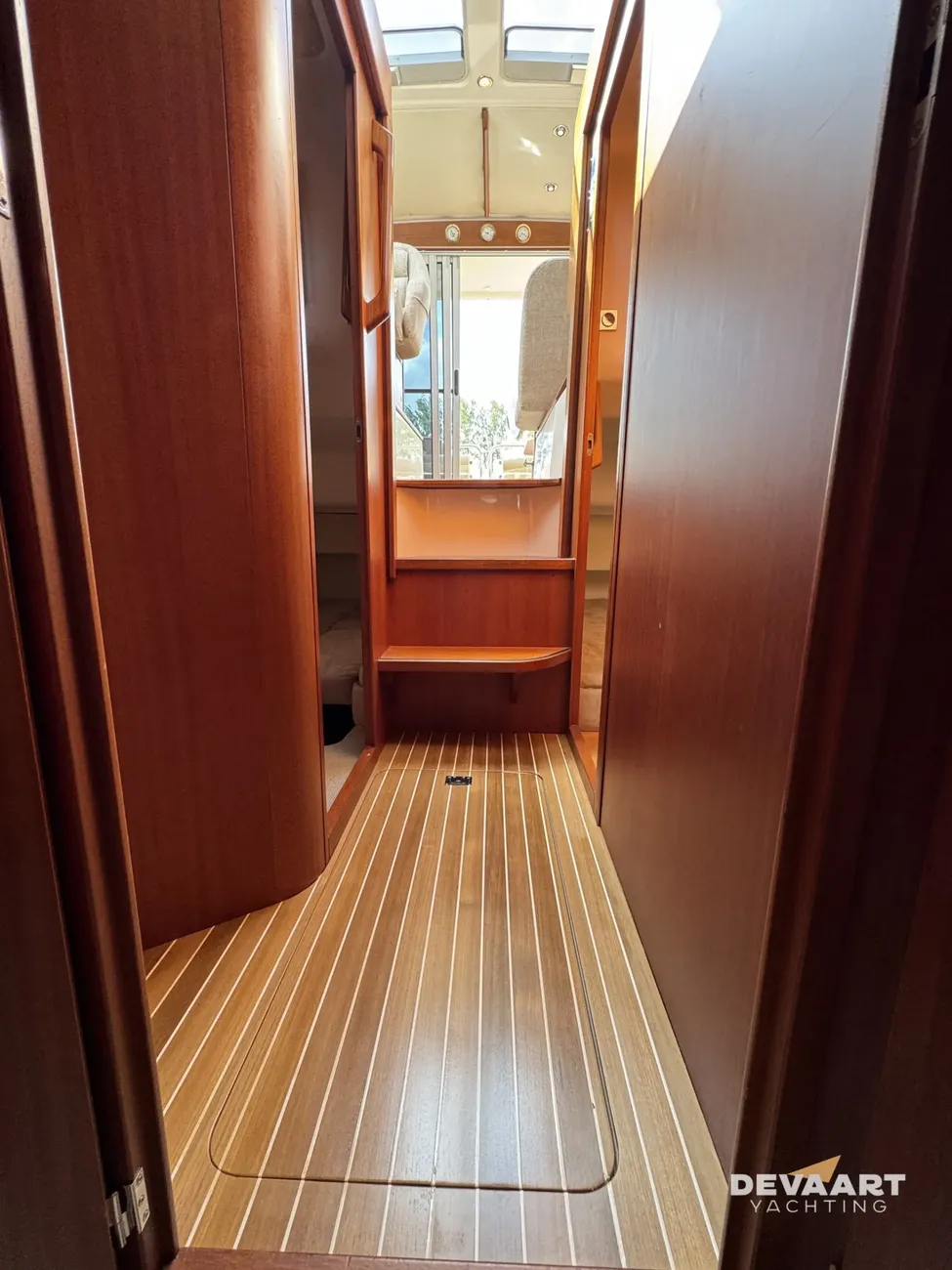 Nimbus 42 Nova — foto 14 van 29