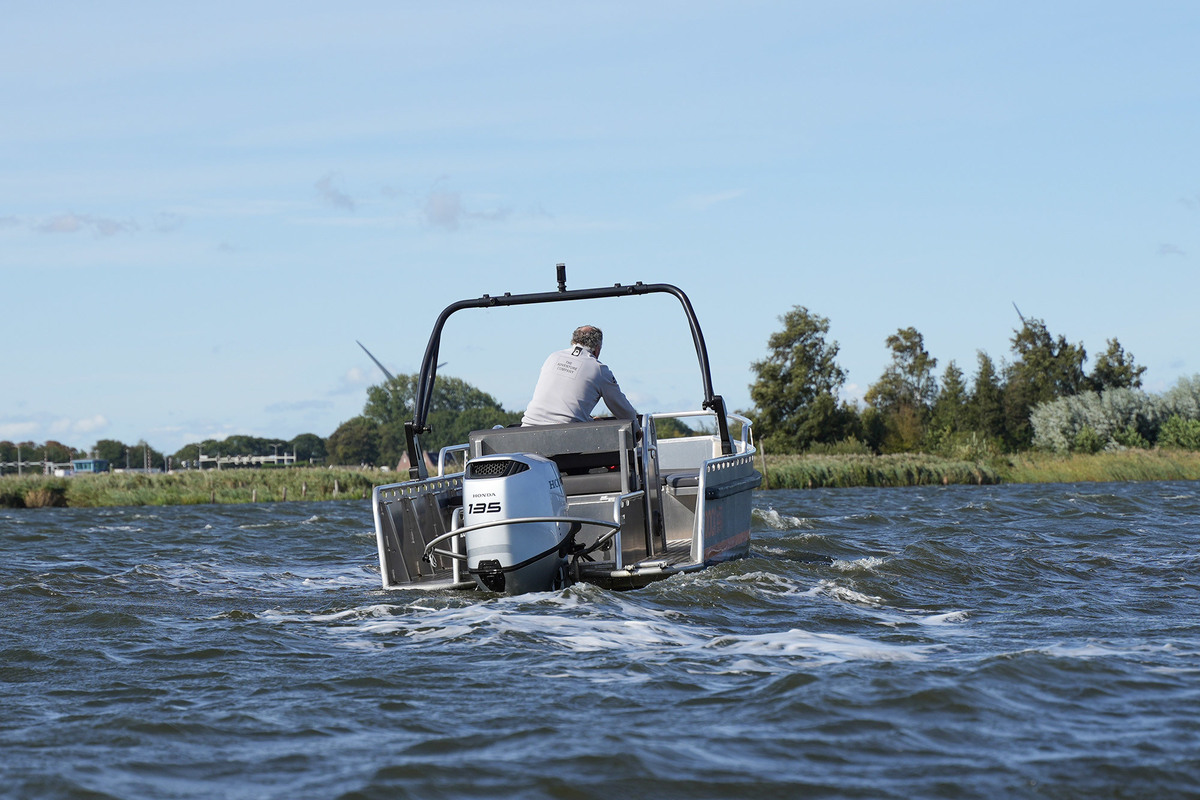 Dock Steel 650 — foto 2 van 37