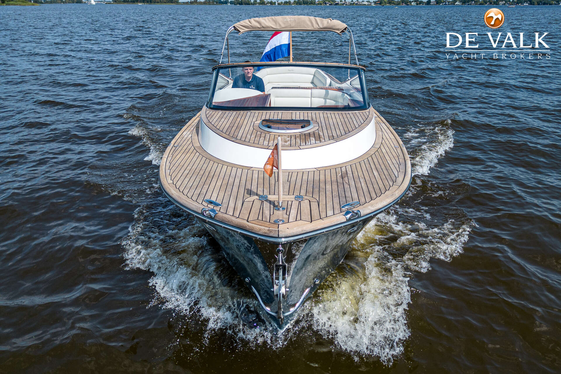 Long Island 33 Runabout — foto 3 van 43