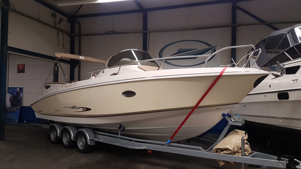 Mano Marine 25.09 EFB SUPERDIKKE CONSOLEBOOT! — foto 1 van 41
