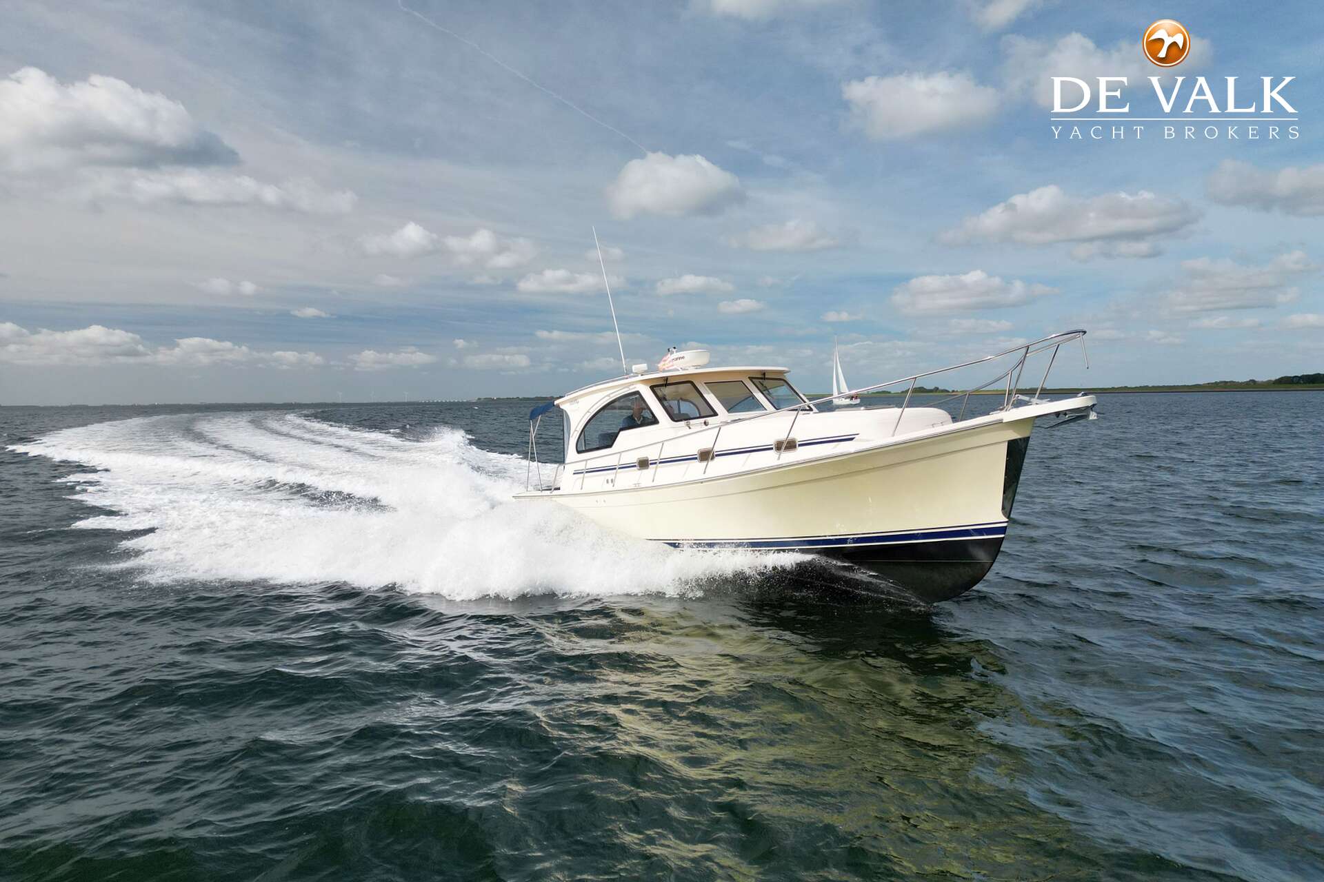 Mainship 34 Rumrunner II — foto 3 van 41