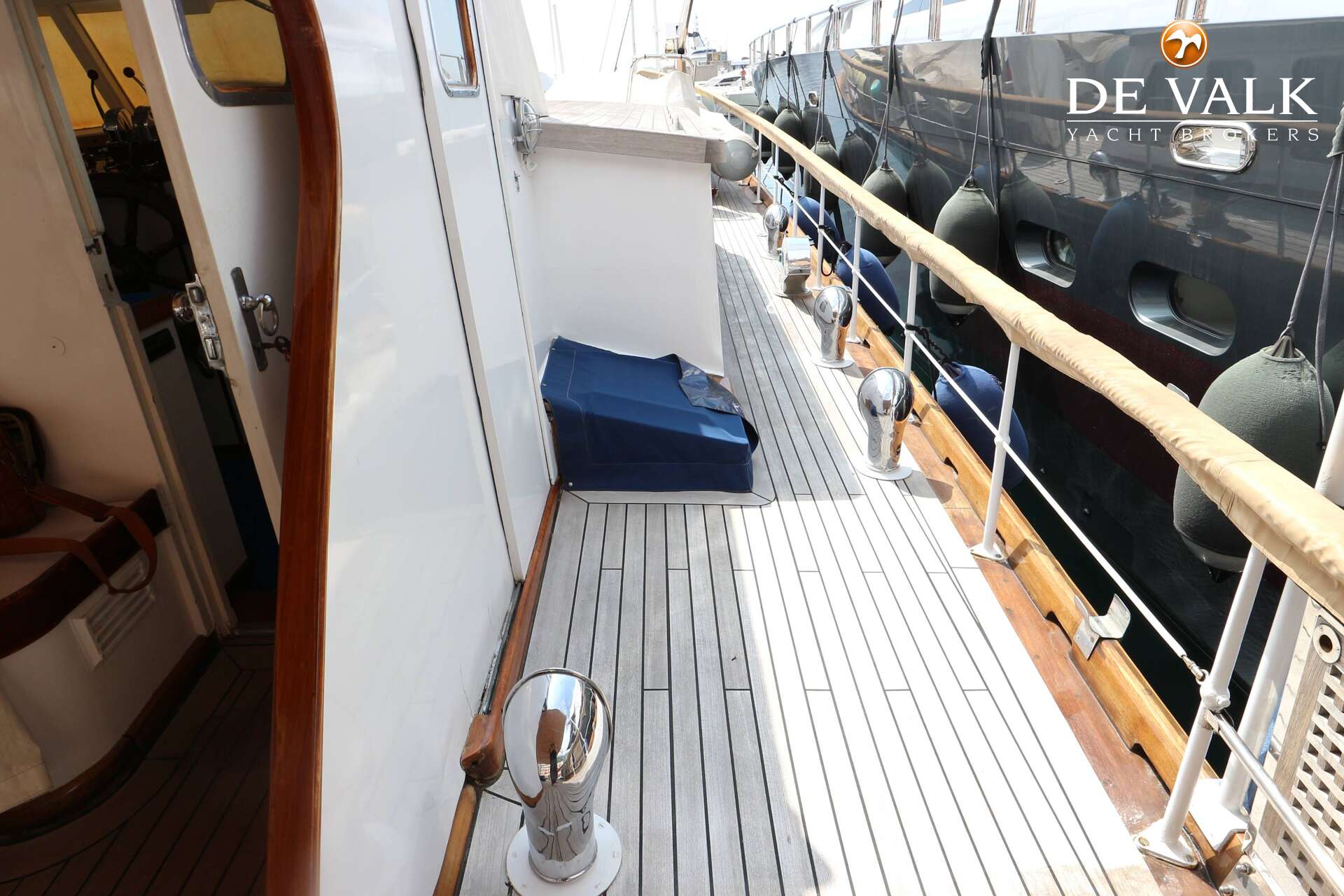 Classic Motor Yacht — foto 8 van 38