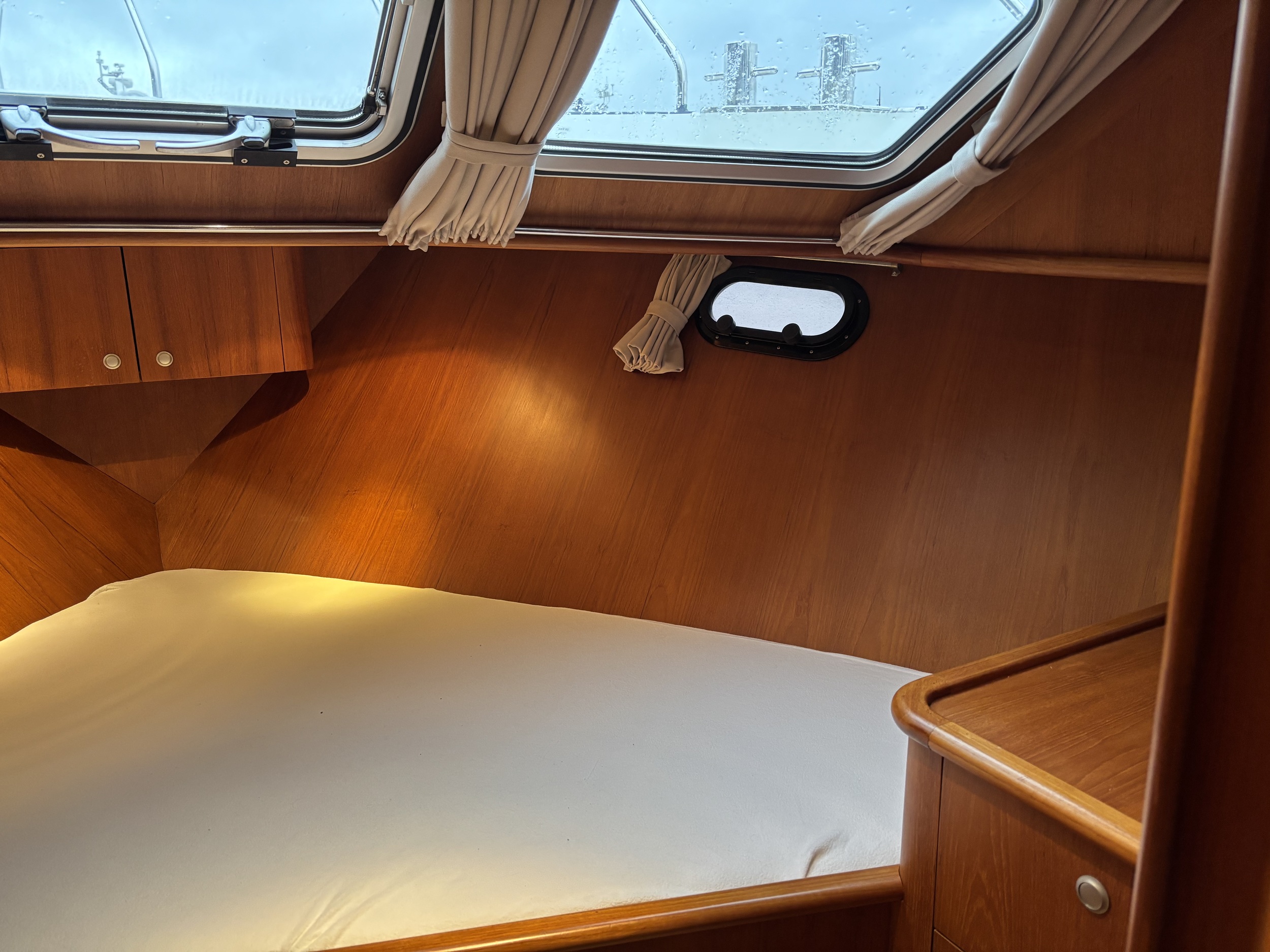 Explorer 45 — foto 17 van 29