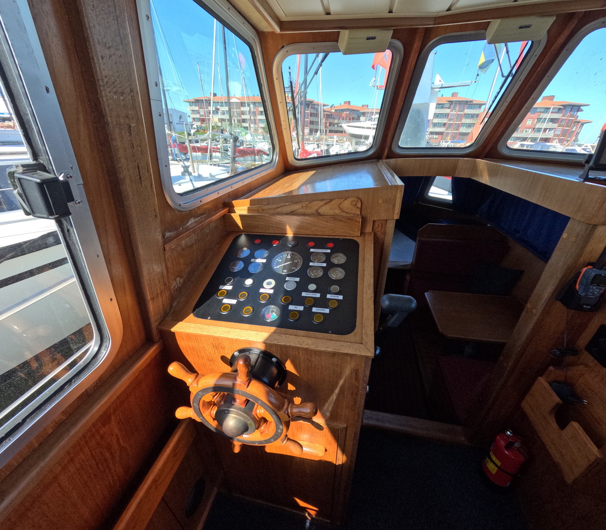Beachcraft 850 Refit — foto 17 van 36
