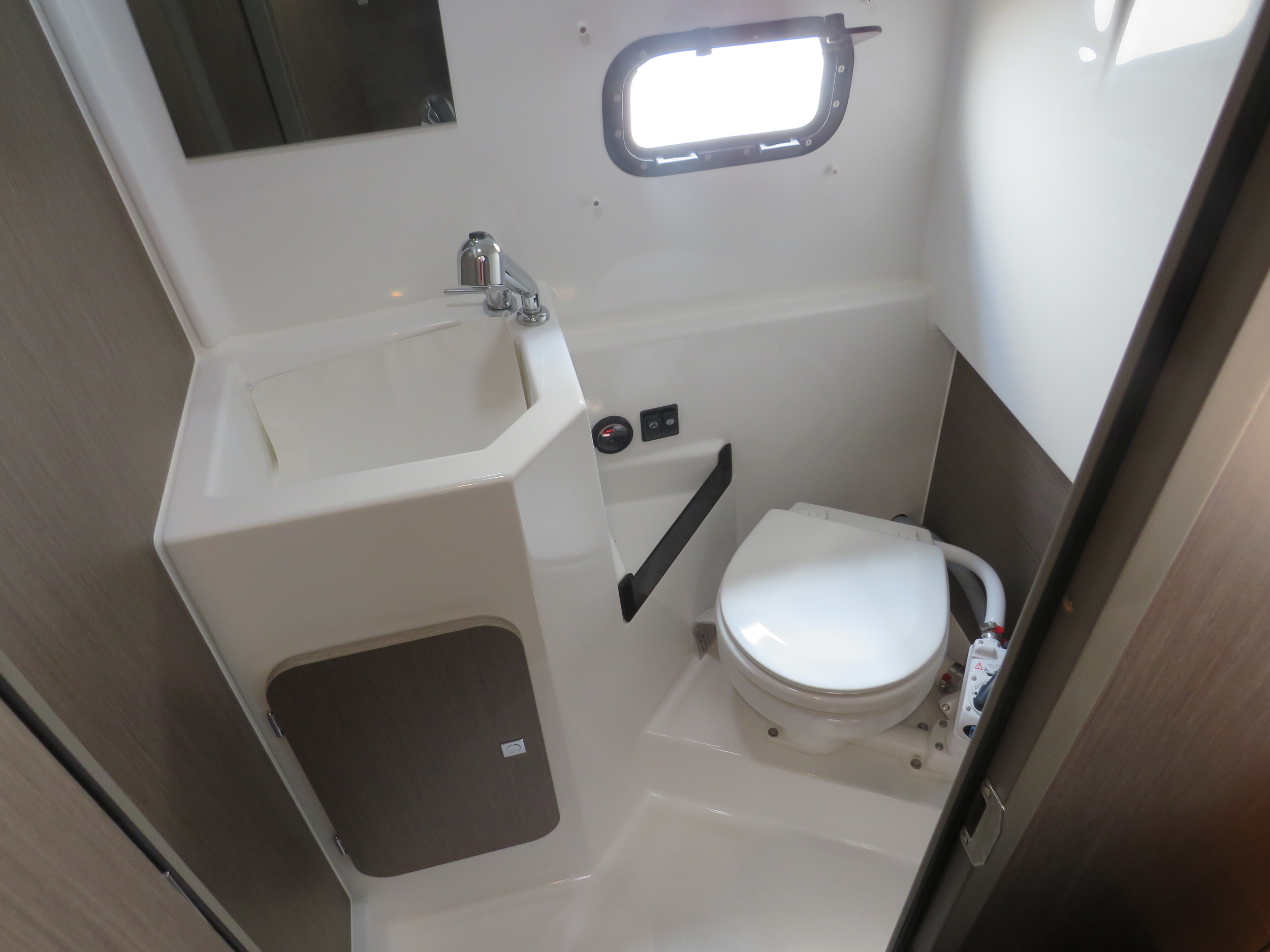 Beneteau Flyer 9 SPACEdeck — foto 17 van 18